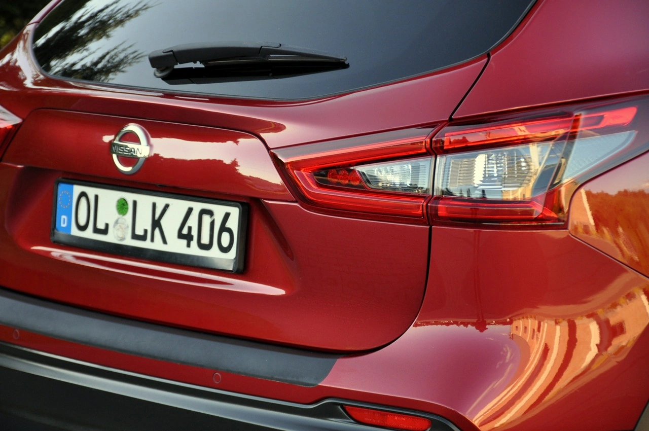 Nissan Qashqai - Zdjęcie 15