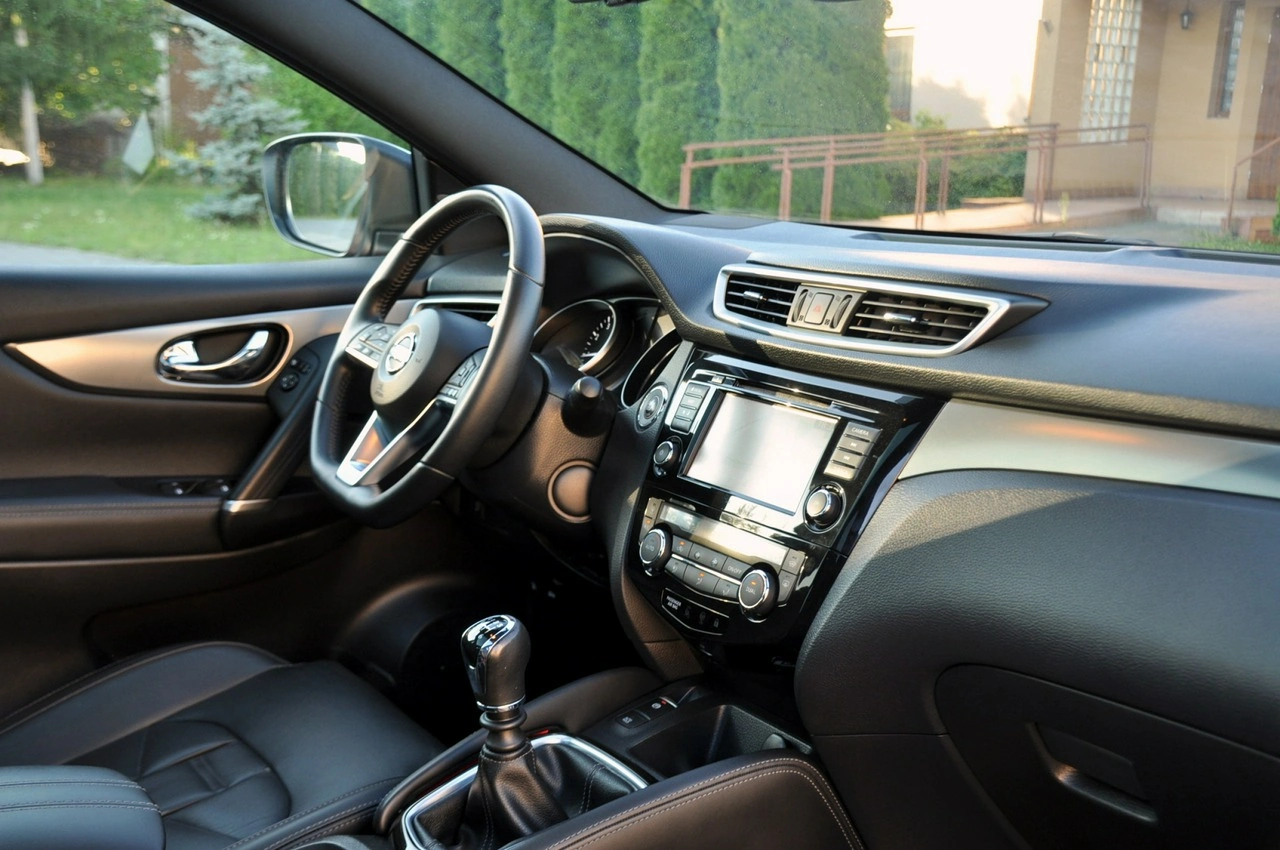 Nissan Qashqai - Zdjęcie 17