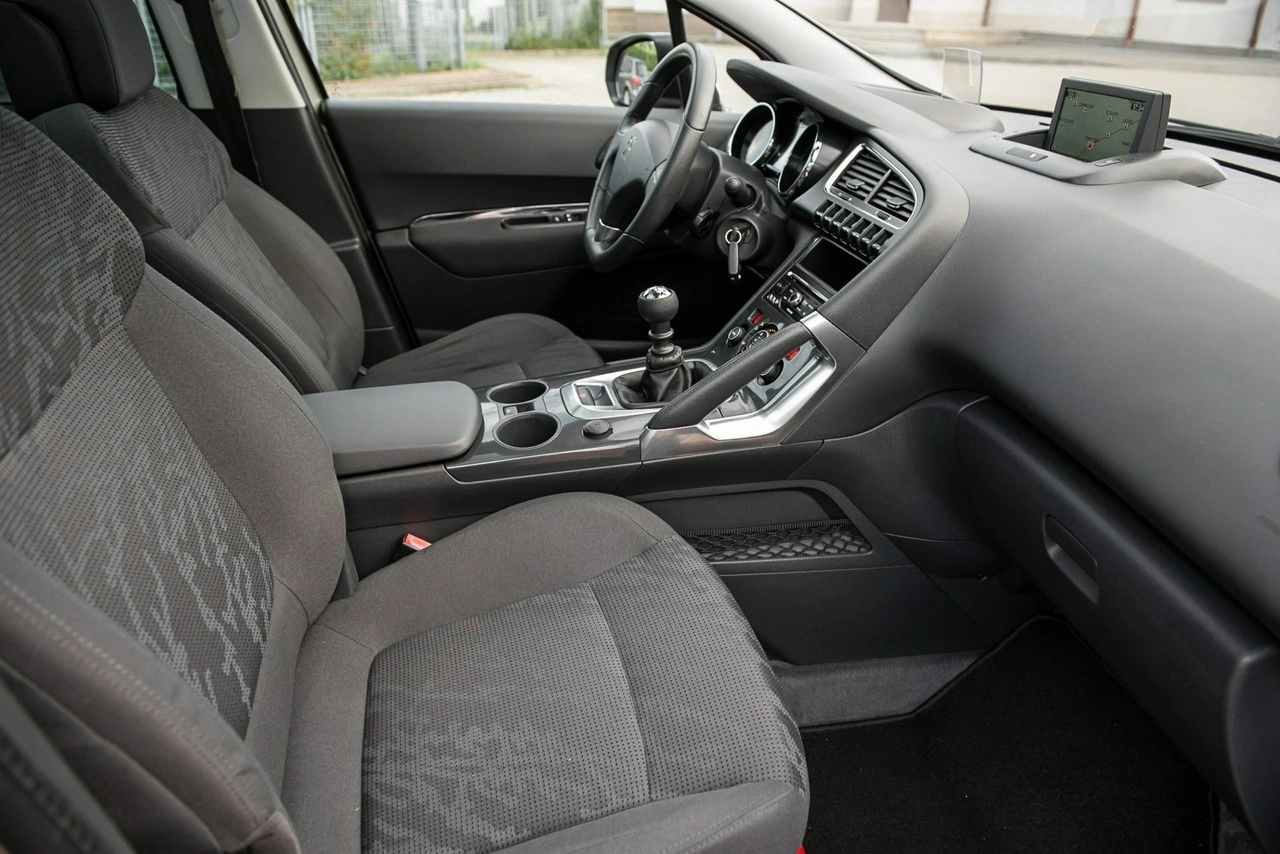 Peugeot 3008 - Zdjęcie 9