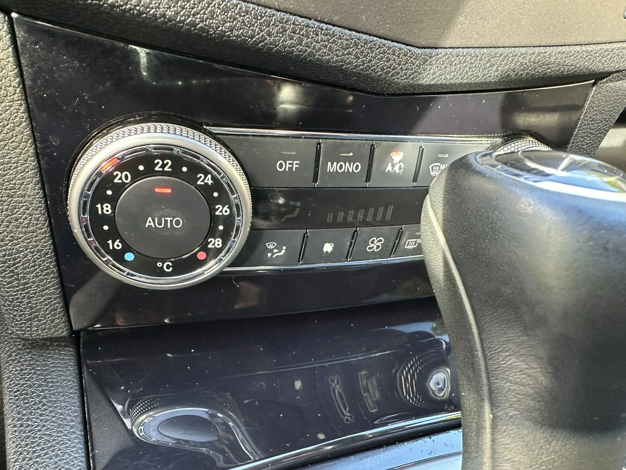 Mercedes C 180 - Zdjęcie 30