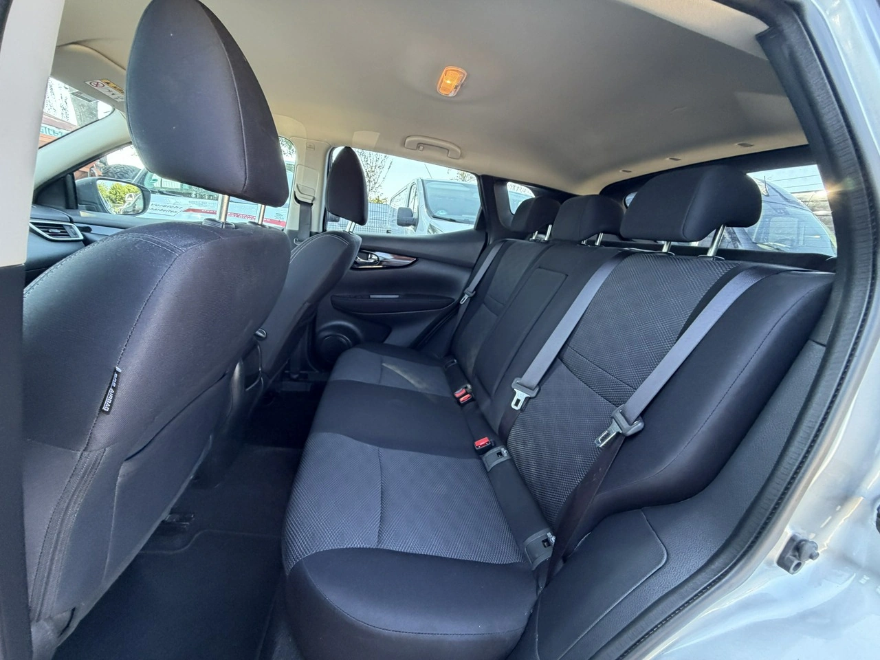 Nissan Qashqai - Zdjęcie 17
