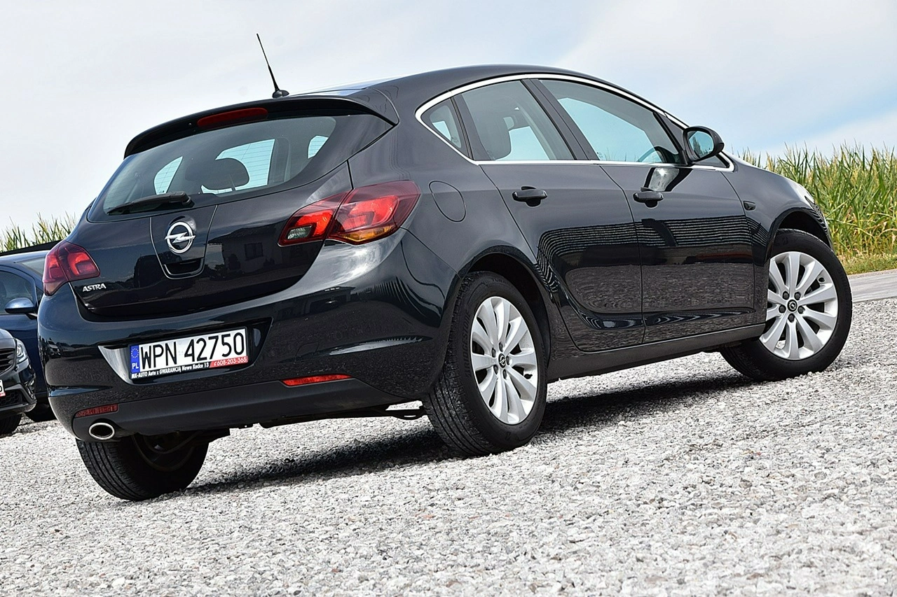 Opel Astra - Zdjęcie 2