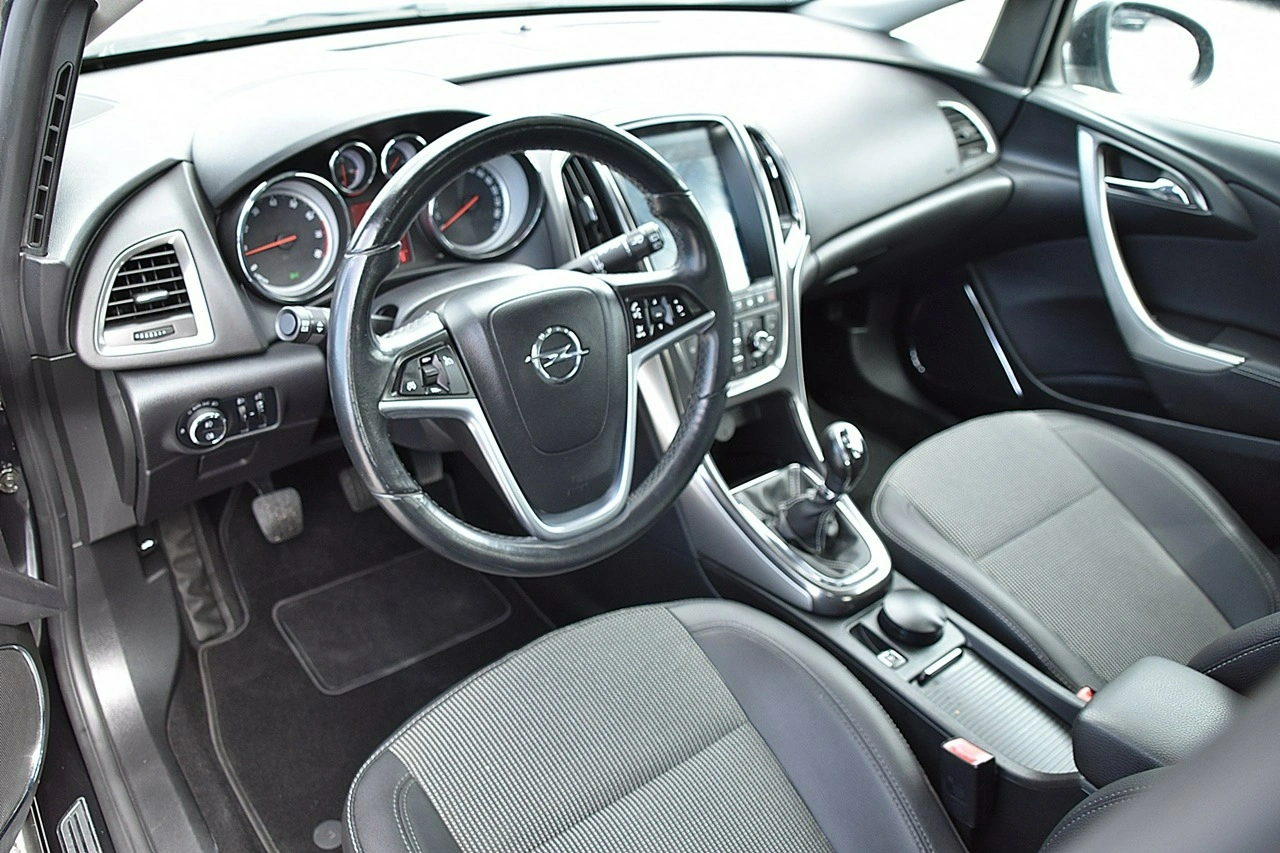 Opel Astra - Zdjęcie 4
