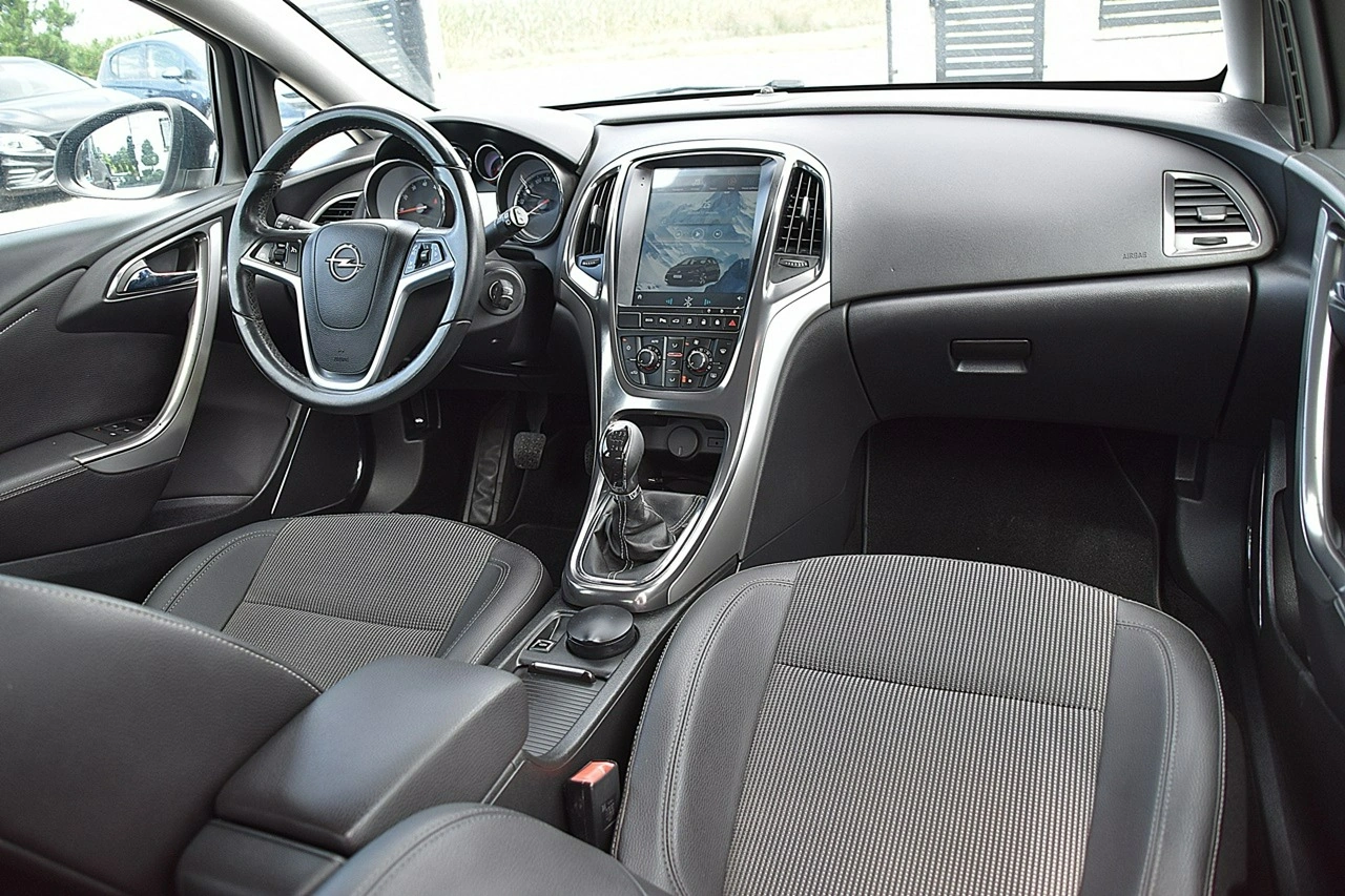 Opel Astra - Zdjęcie 5