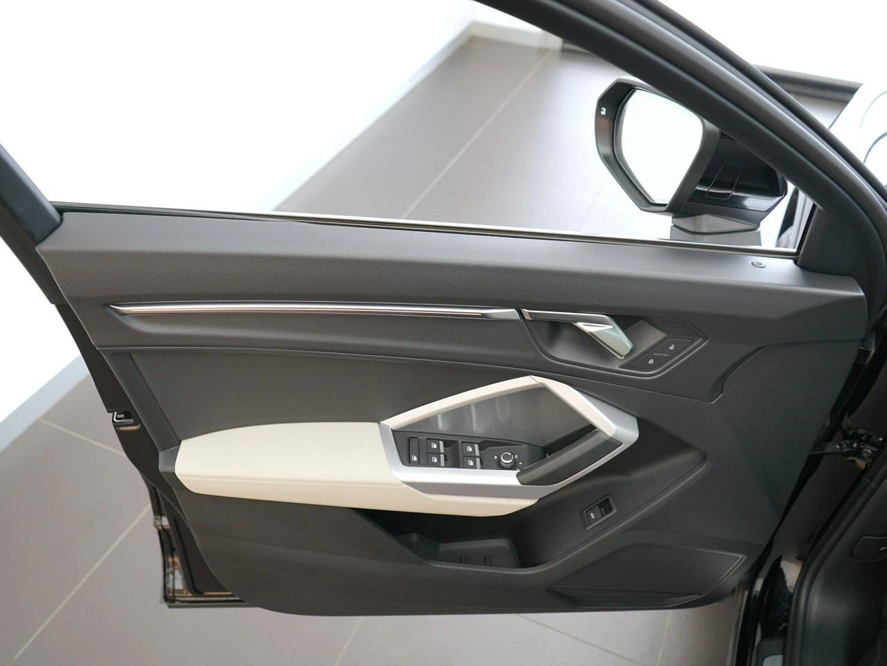Audi Q3 - Zdjęcie 10