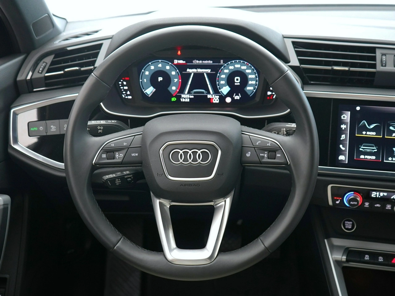 Audi Q3 - Zdjęcie 16