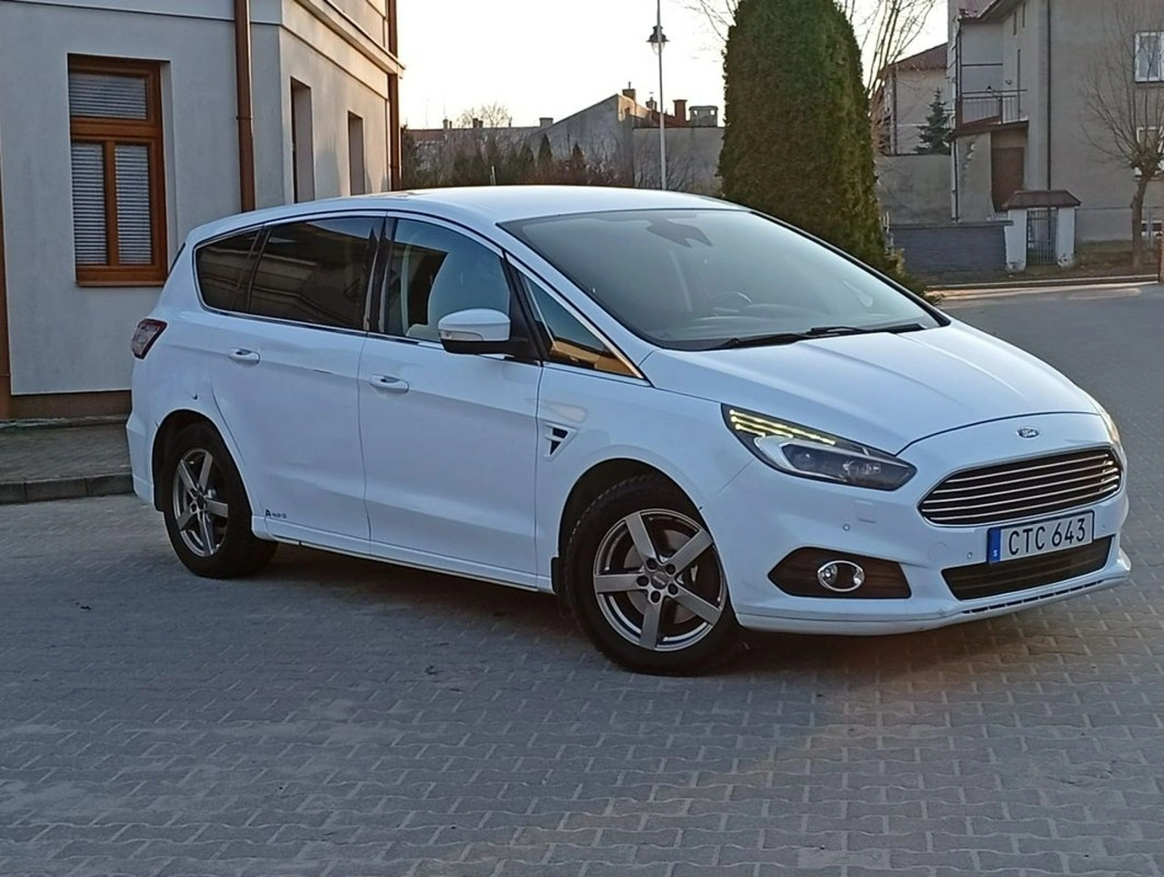 Ford S-Max - Zdjęcie 7
