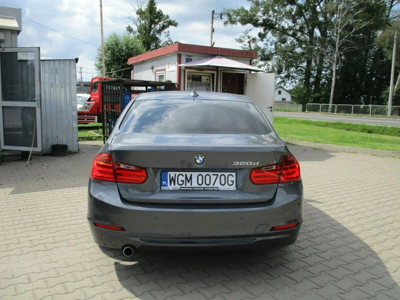 BMW 320 - Zdjęcie 4
