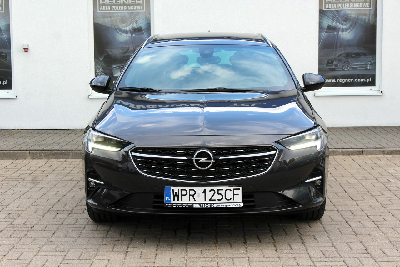 Opel Insignia Sports Tourer - Zdjęcie 1