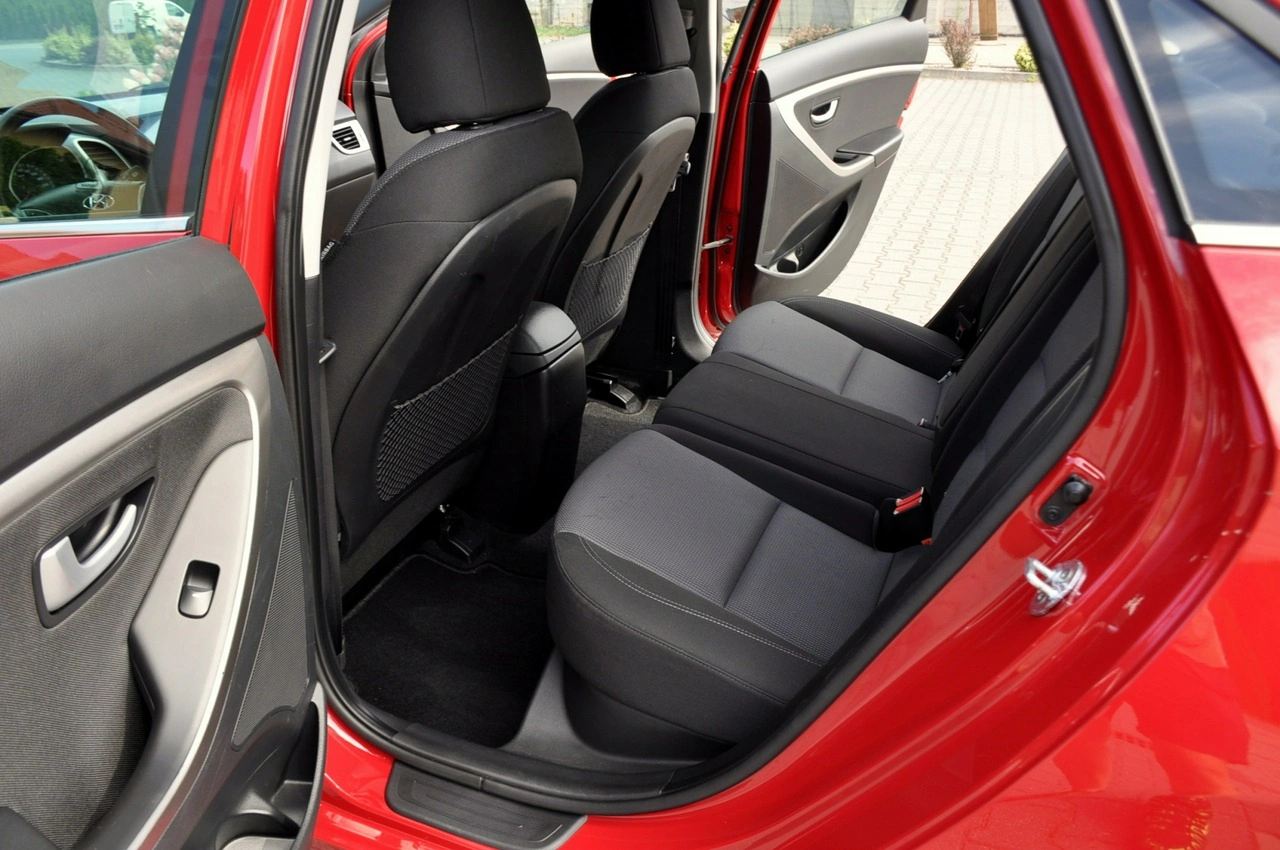 Hyundai i30 - Zdjęcie 19
