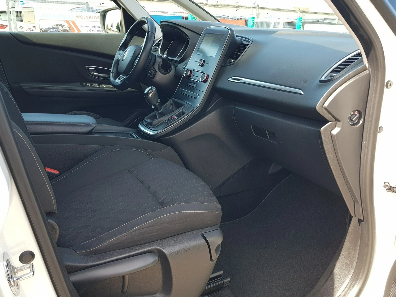 Renault Grand Scenic - Zdjęcie 15