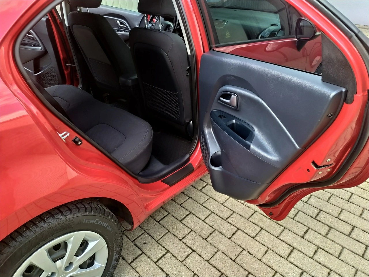 Kia Rio - Zdjęcie 22