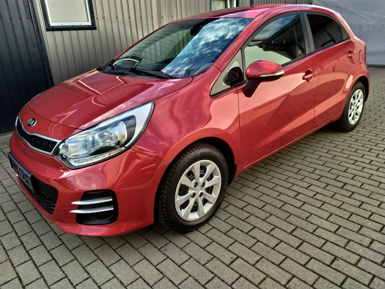 Kia Rio - Zdjęcie 2