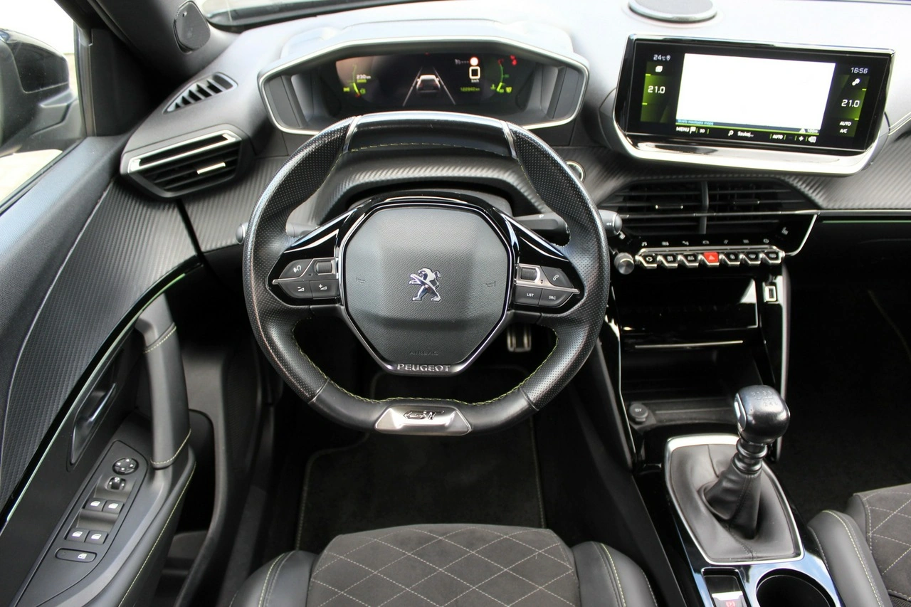Peugeot 2008 - Zdjęcie 11