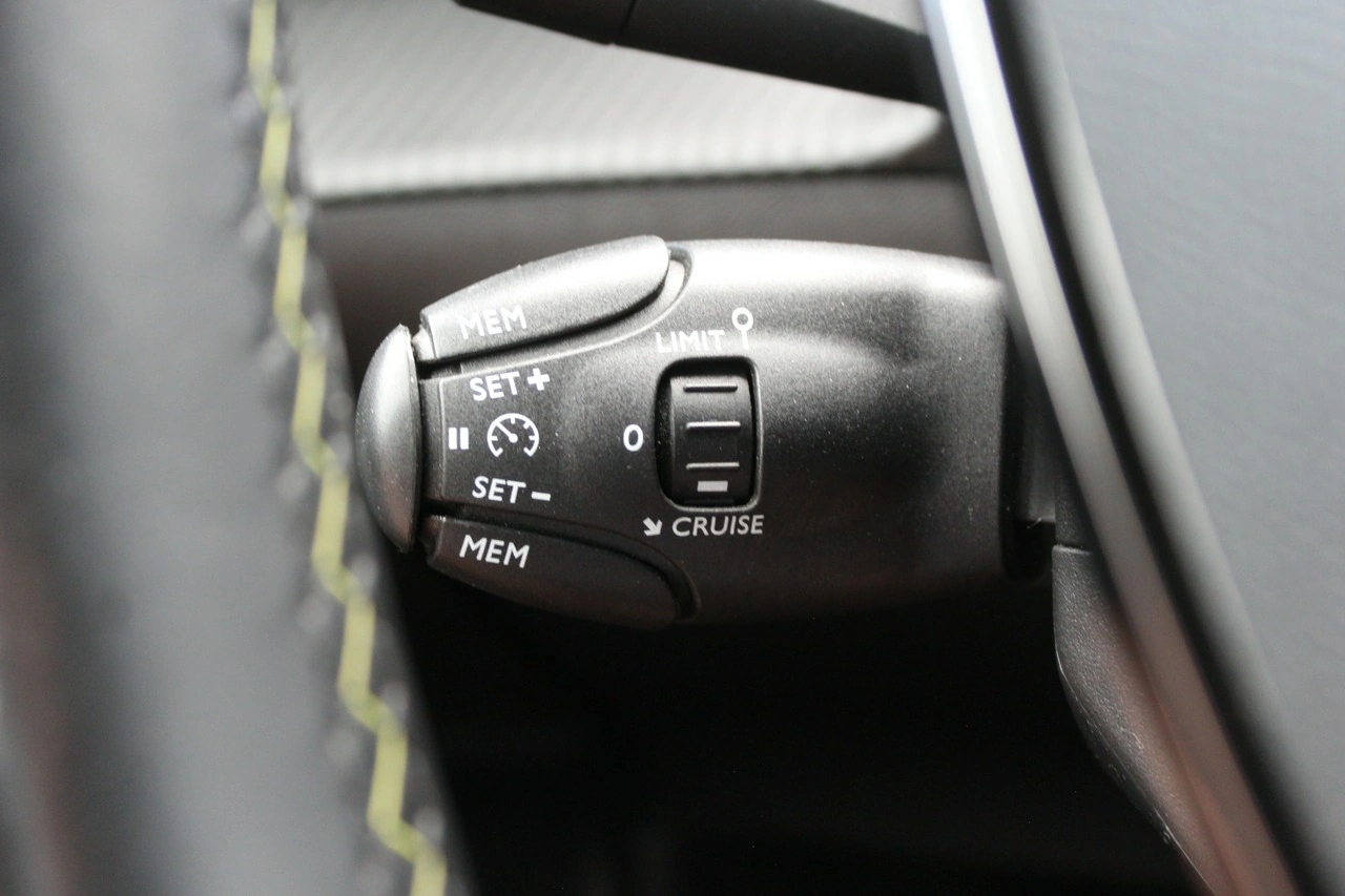 Peugeot 2008 - Zdjęcie 21