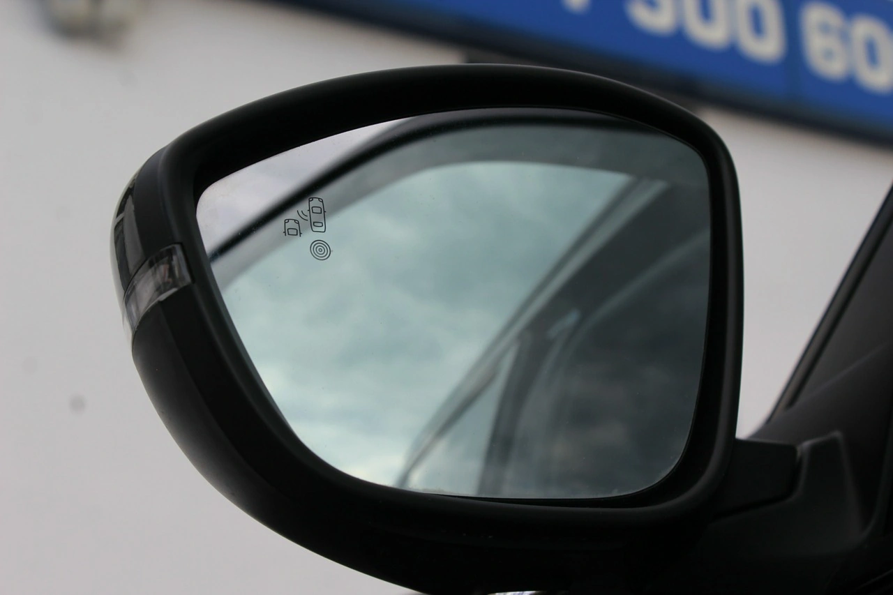Peugeot 2008 - Zdjęcie 28