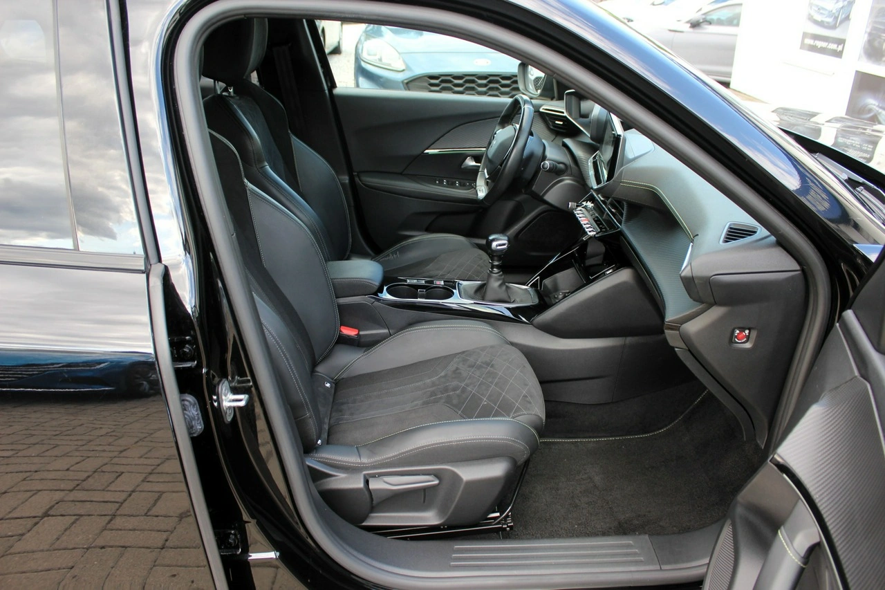 Peugeot 2008 - Zdjęcie 8