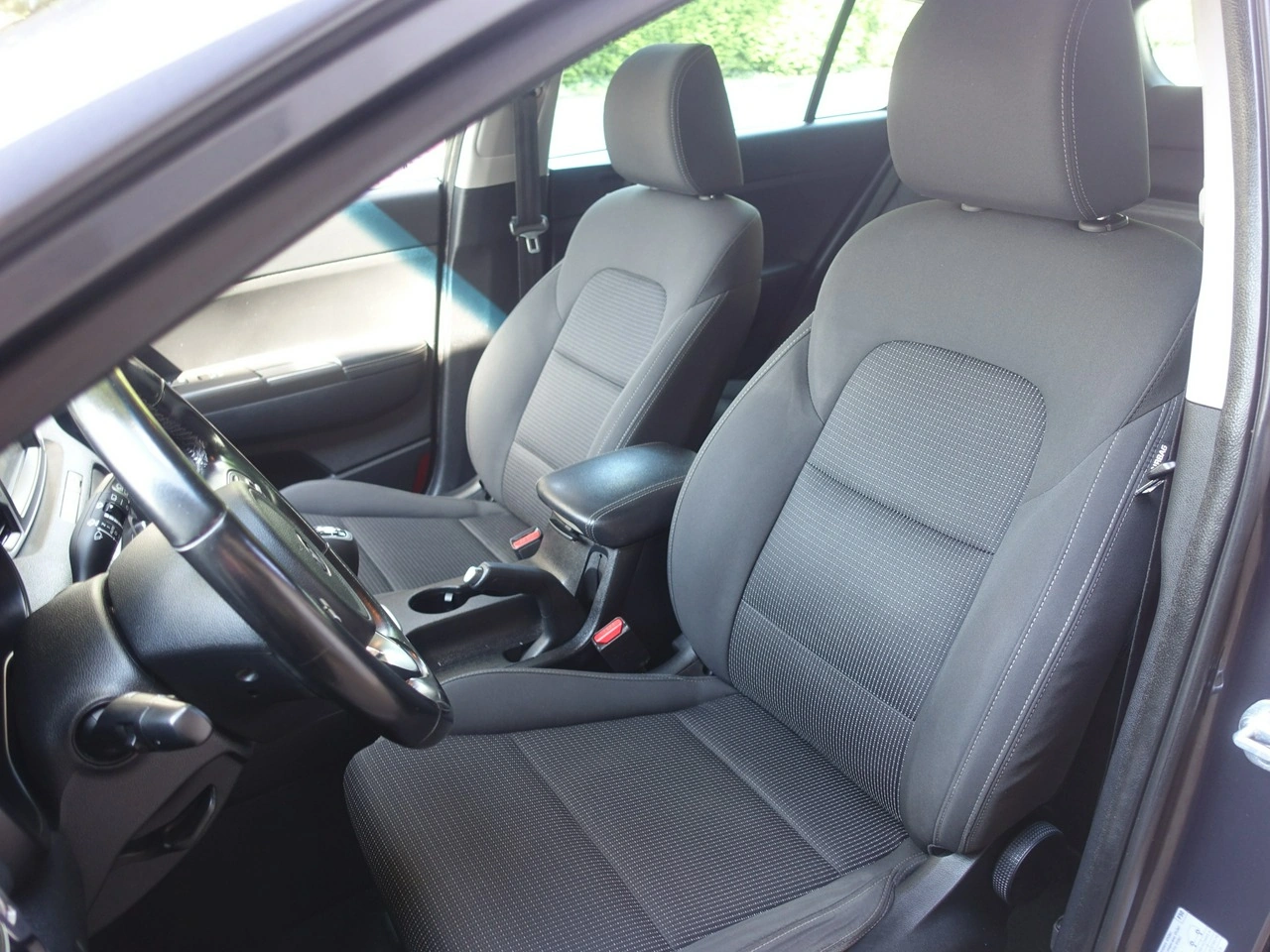 Kia Sportage - Zdjęcie 9