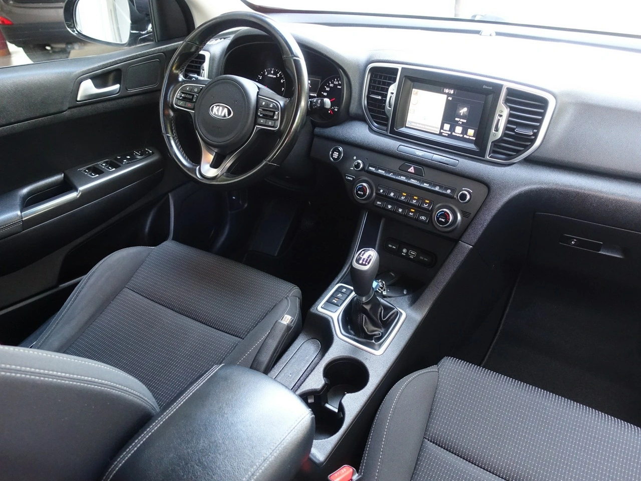 Kia Sportage - Zdjęcie 11