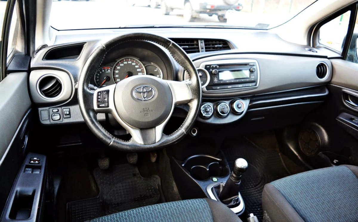 Toyota Yaris - Zdjęcie 1