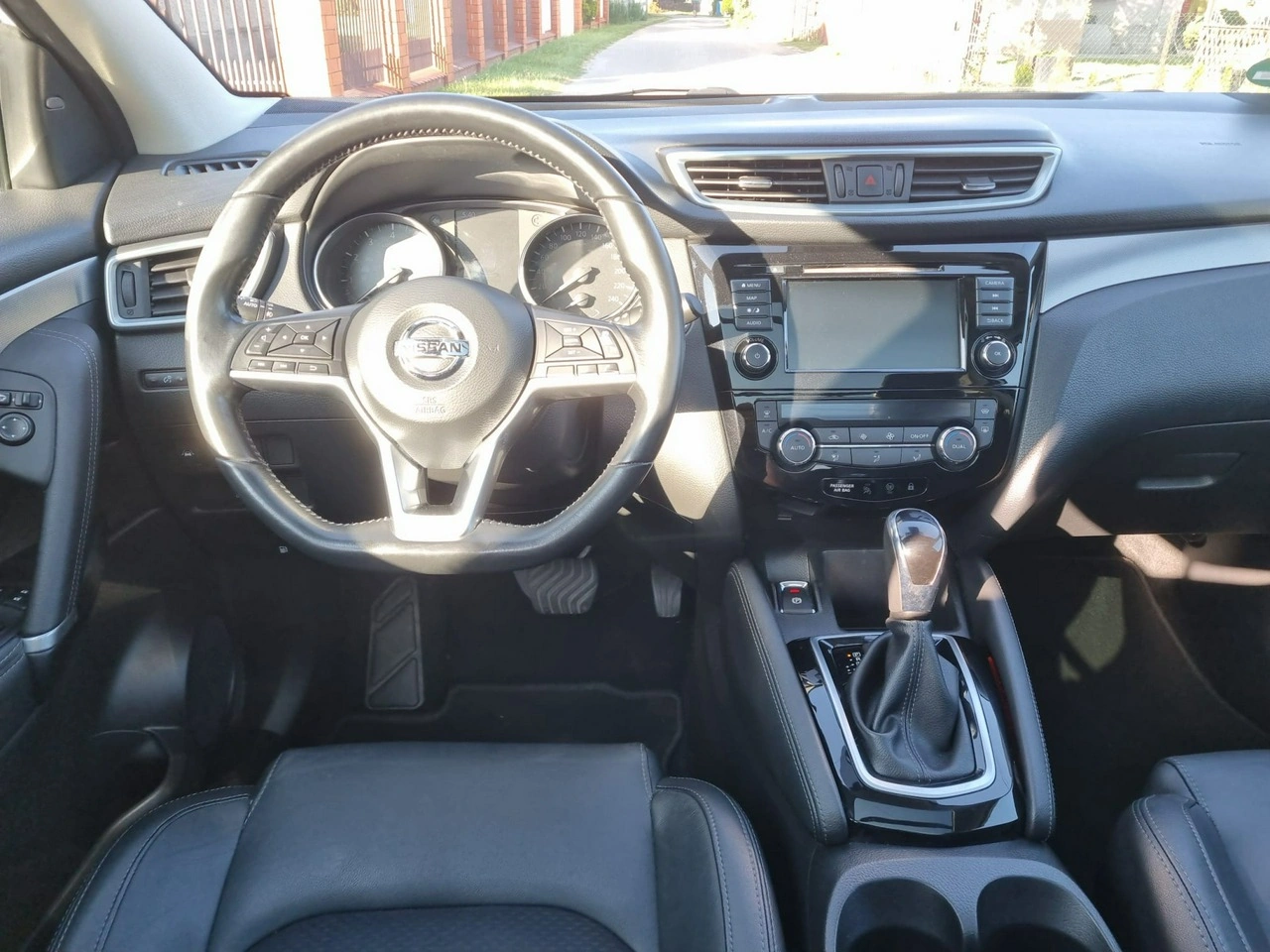 Nissan Qashqai - Zdjęcie 9