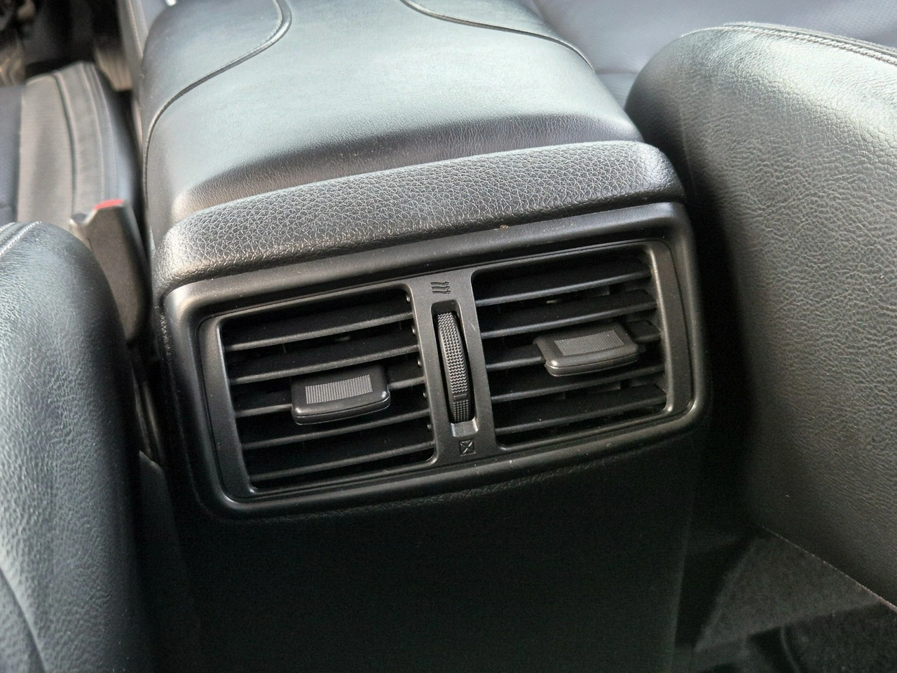 Nissan X-Trail - Zdjęcie 23