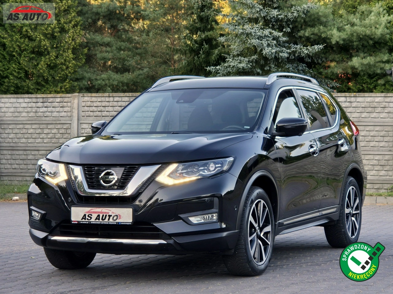 Nissan X-Trail - Główne zdjęcie