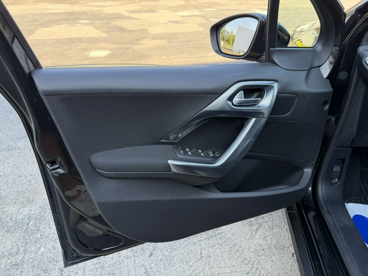 Peugeot 2008 - Zdjęcie 14