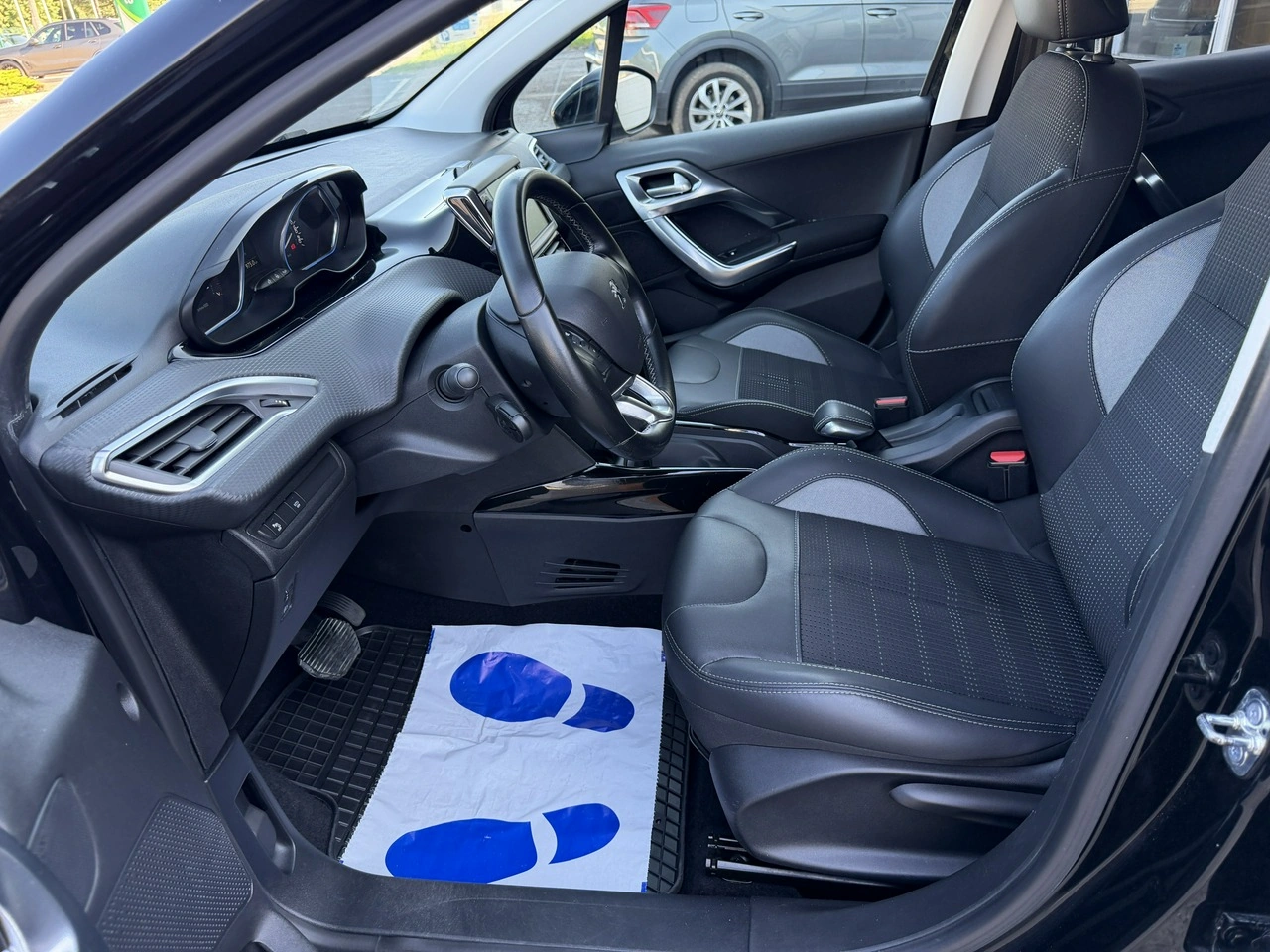 Peugeot 2008 - Zdjęcie 16