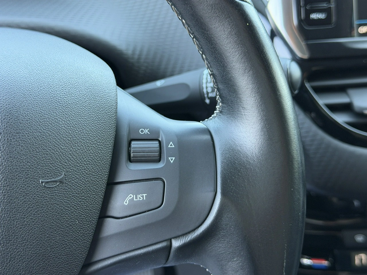 Peugeot 2008 - Zdjęcie 22