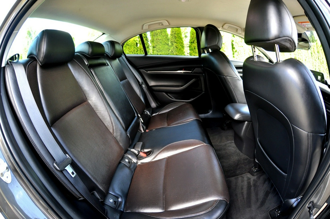 Mazda 3 - Zdjęcie 9