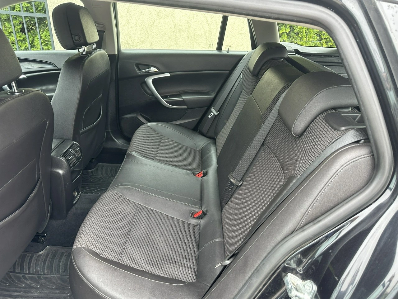 Opel Insignia - Zdjęcie 11