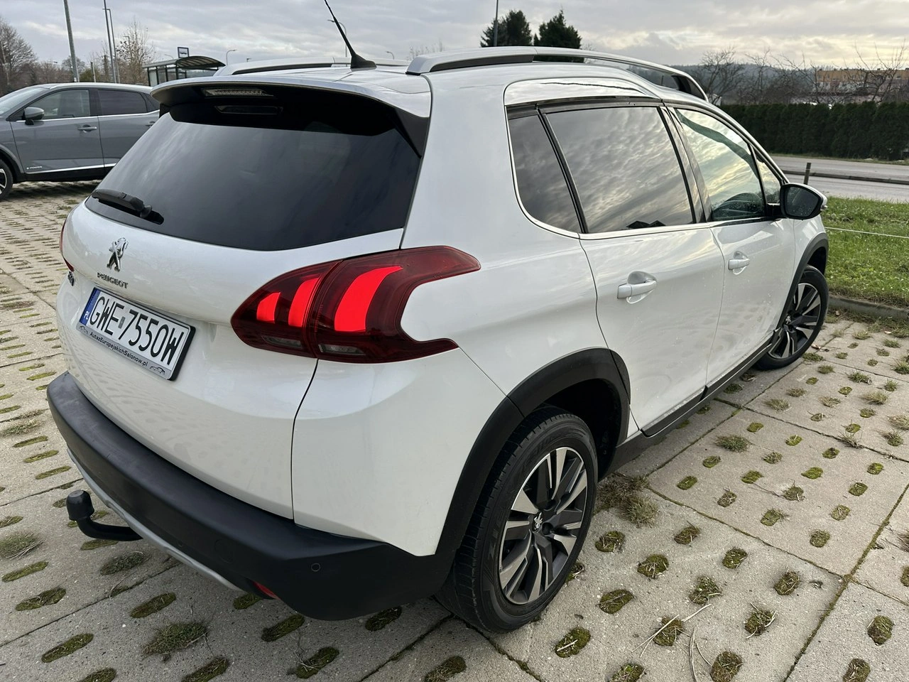 Peugeot 2008 - Zdjęcie 4
