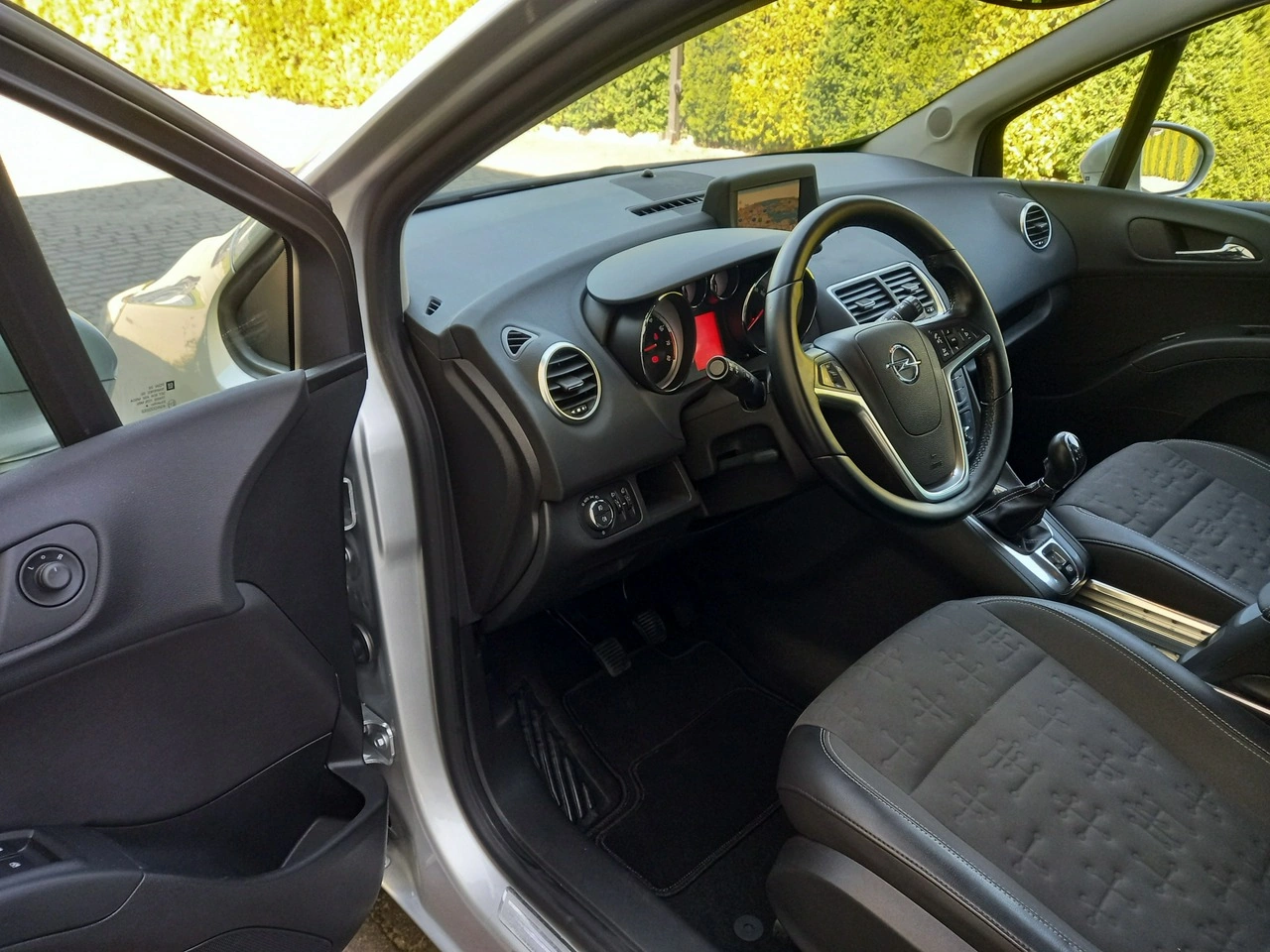 Opel Meriva - Zdjęcie 29