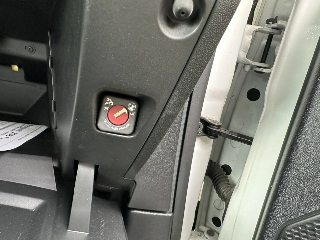 Peugeot 208 - Zdjęcie 15