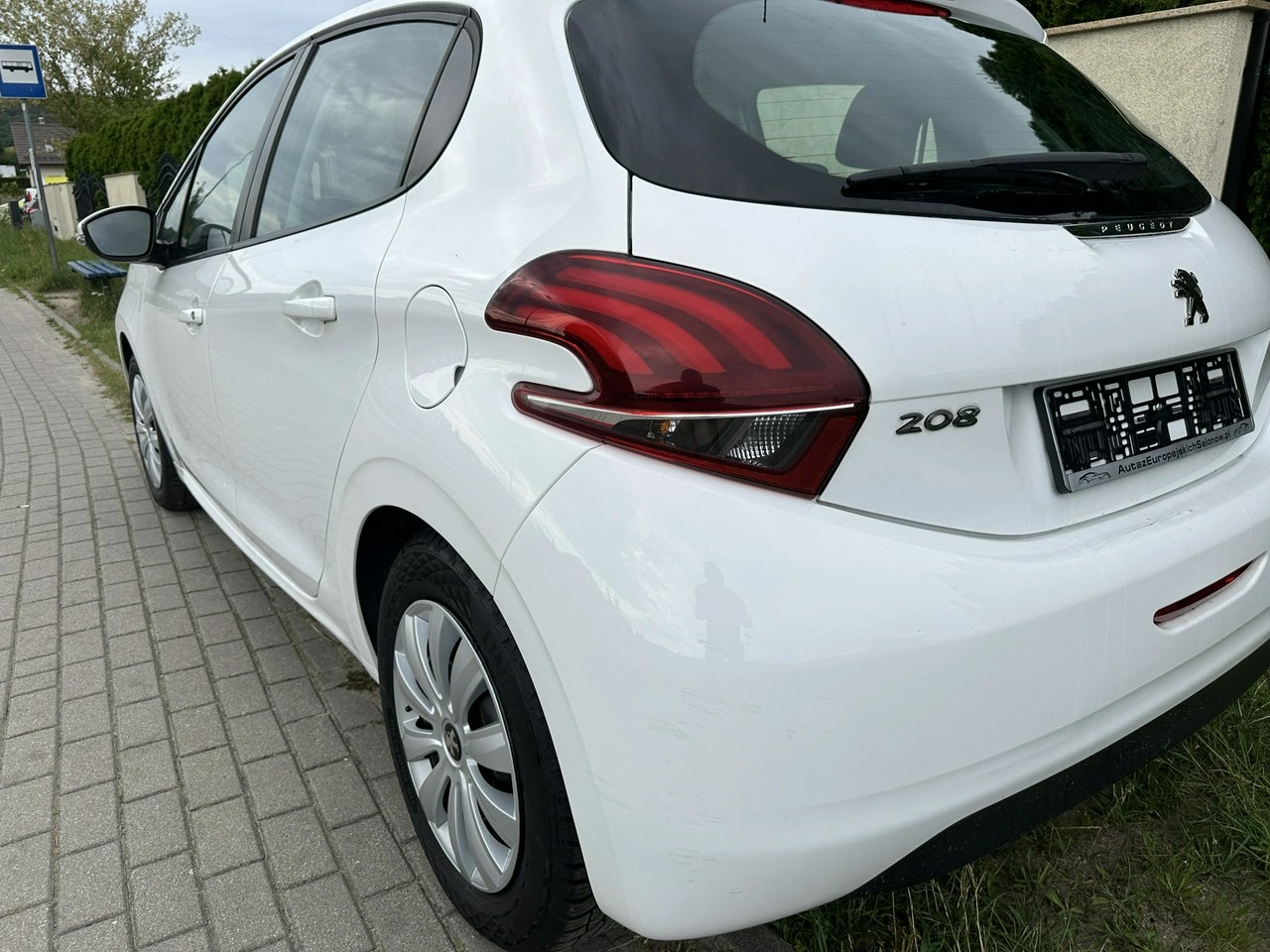 Peugeot 208 - Zdjęcie 4