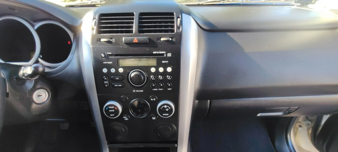 Suzuki Grand Vitara - Zdjęcie 10