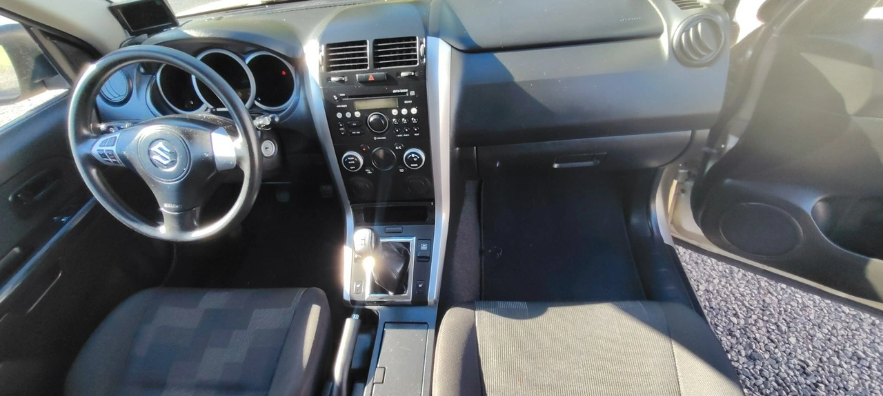 Suzuki Grand Vitara - Zdjęcie 7