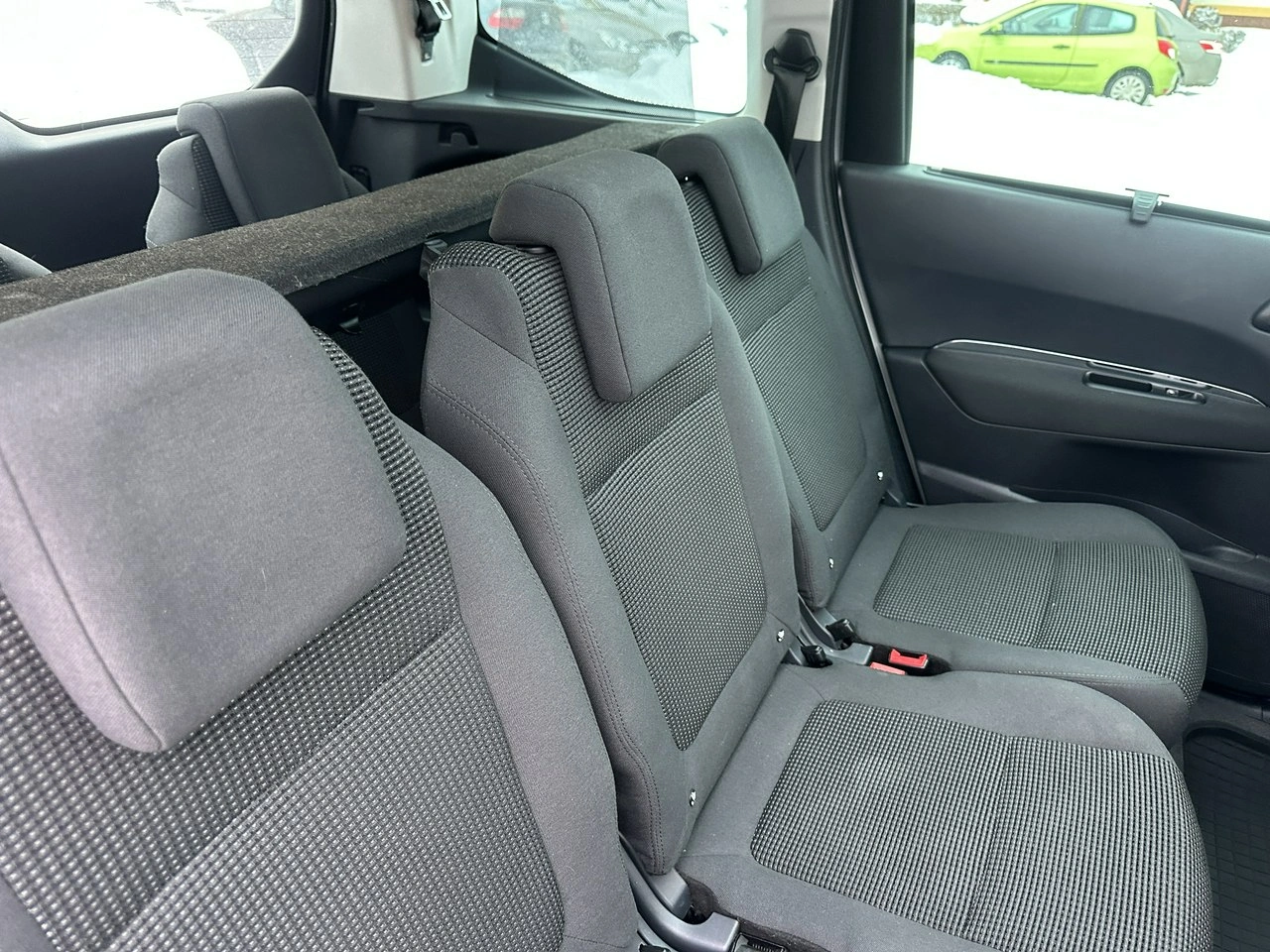 Peugeot 5008 - Zdjęcie 11