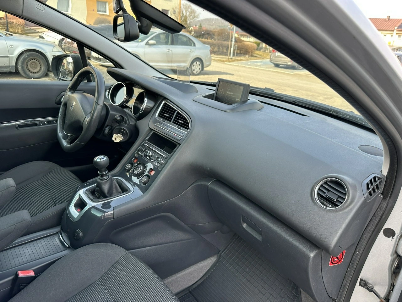 Peugeot 5008 - Zdjęcie 12