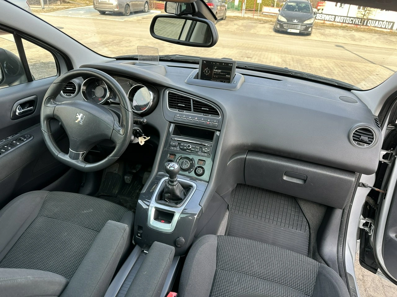 Peugeot 5008 - Zdjęcie 17