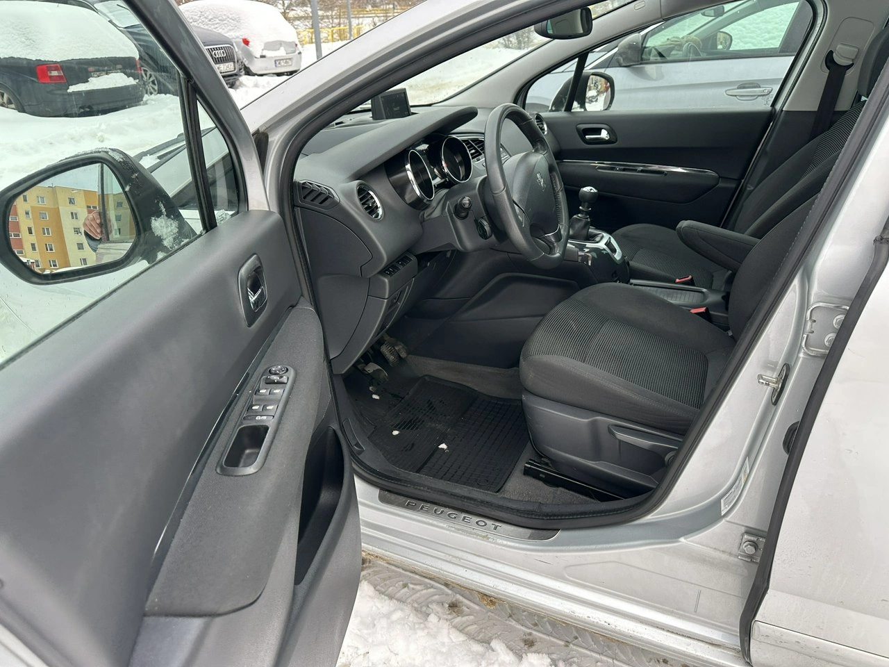 Peugeot 5008 - Zdjęcie 17