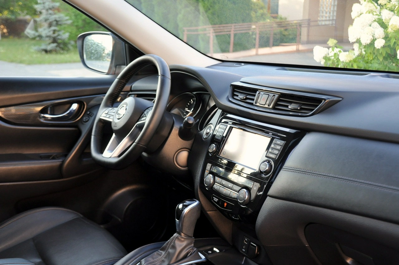 Nissan X-Trail - Zdjęcie 17