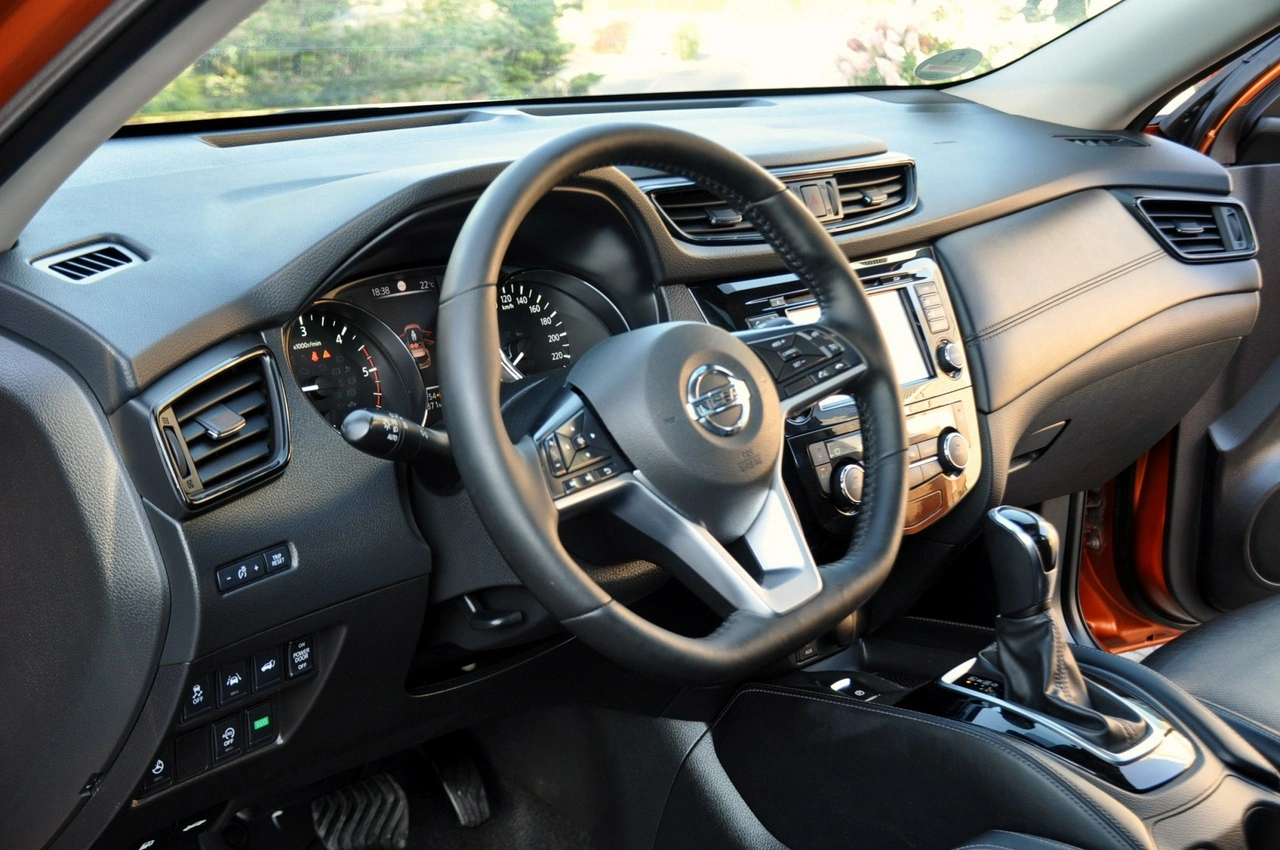 Nissan X-Trail - Zdjęcie 23