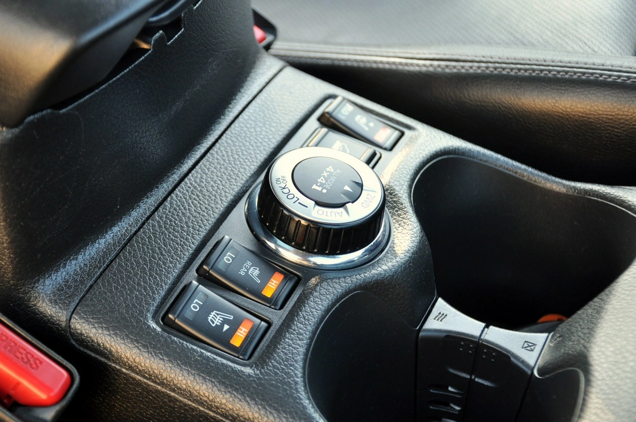 Nissan X-Trail - Zdjęcie 37
