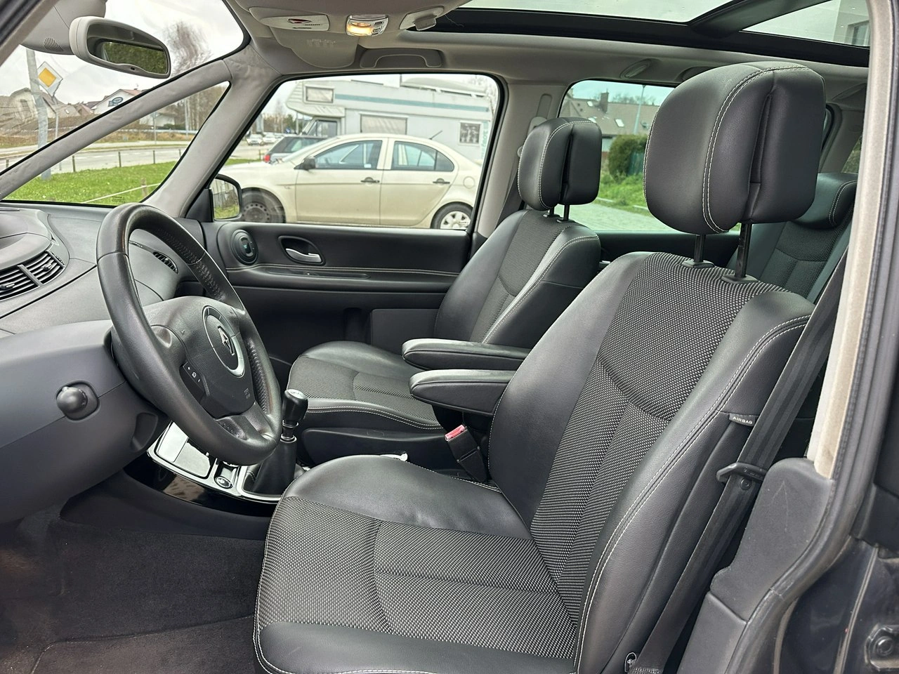 Renault Espace - Zdjęcie 10