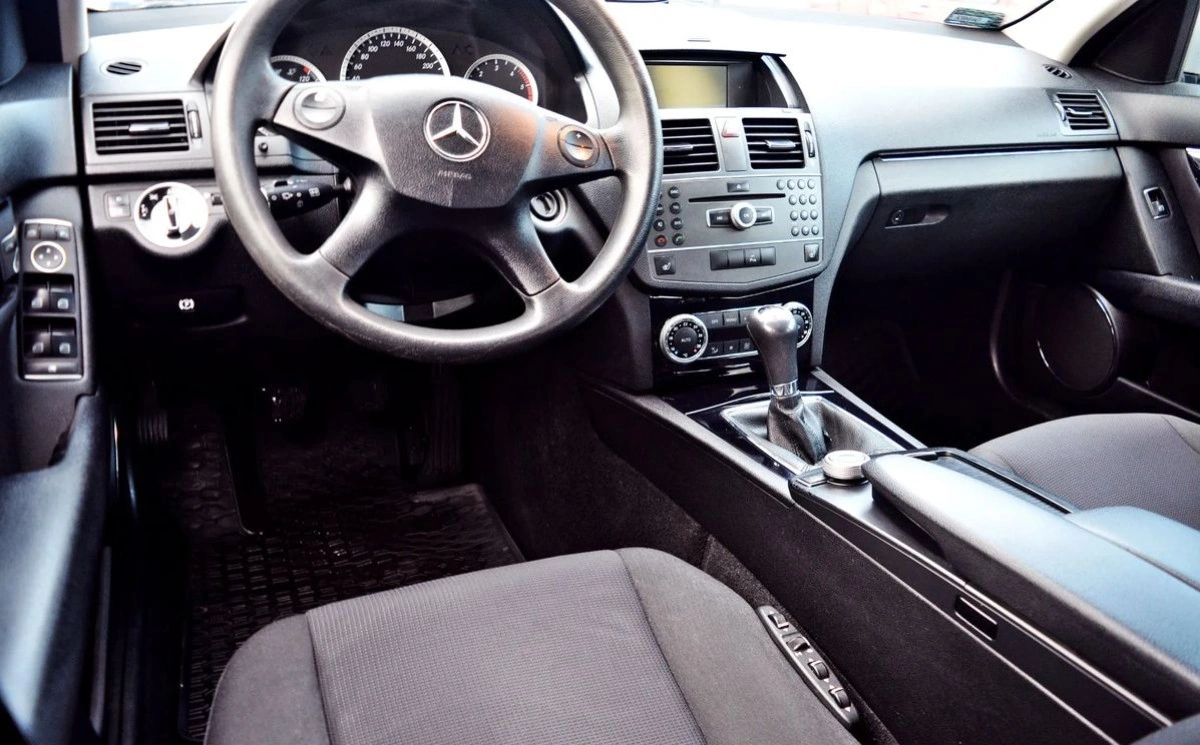 Mercedes-Benz Klasa C - Zdjęcie 1