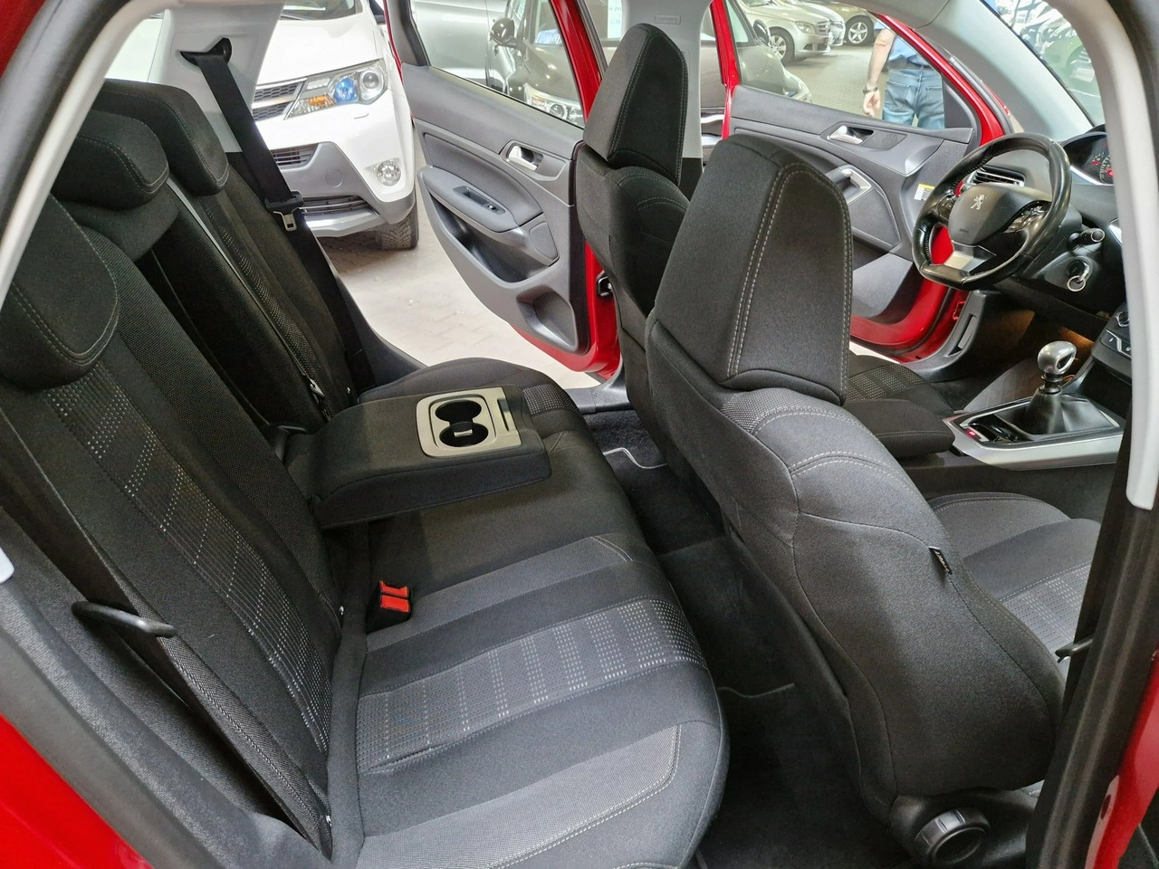 Peugeot 308 SW - Zdjęcie 17