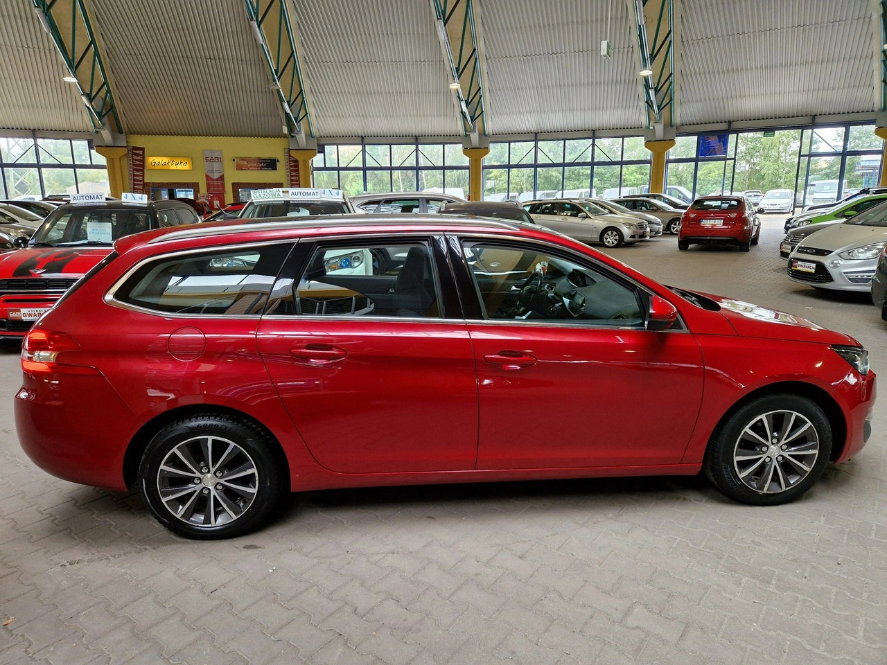 Peugeot 308 SW - Zdjęcie 8