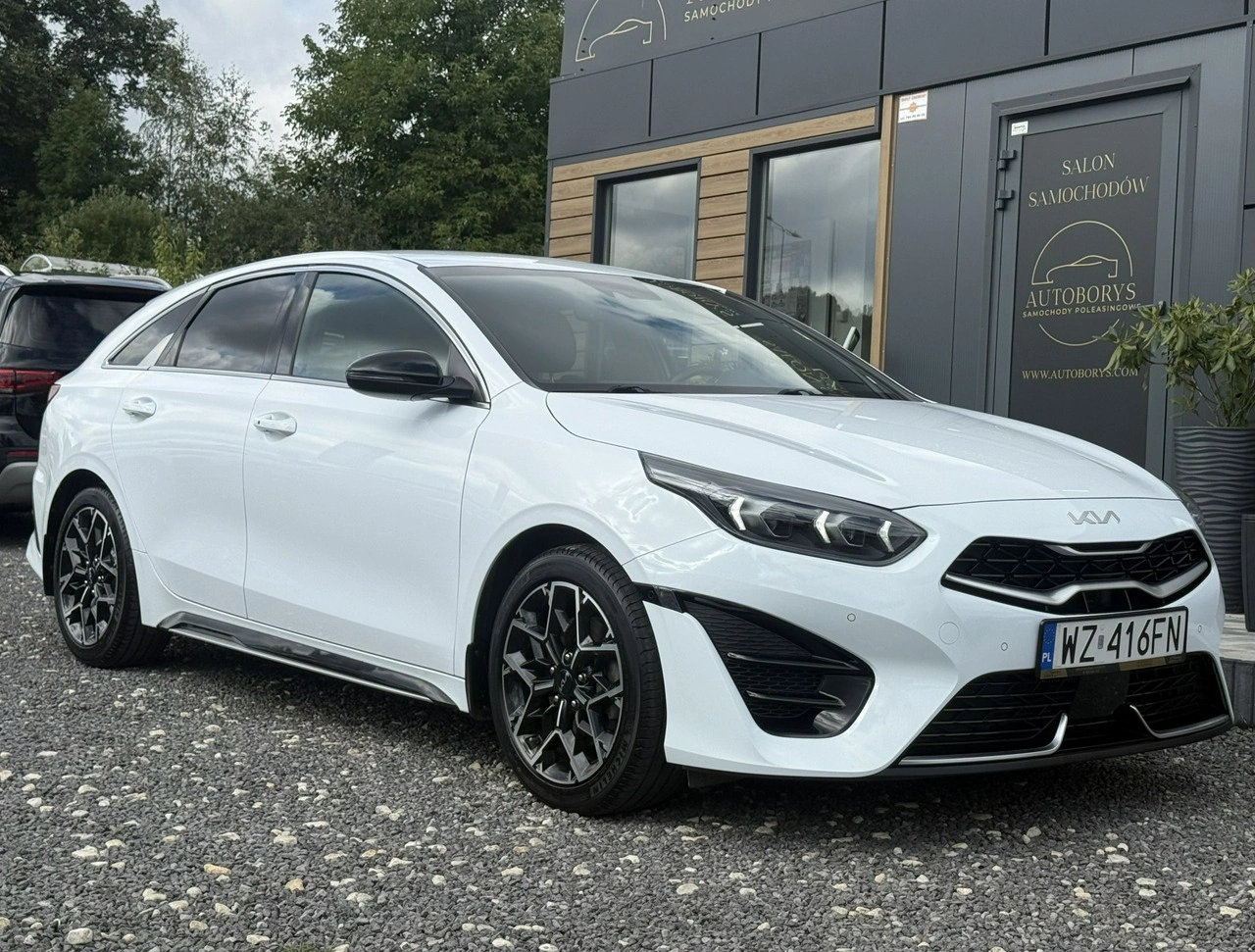 Kia Pro Cee'd - Zdjęcie 1